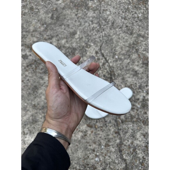 NEW $70 Tkees women's gemma sandals in White Size 10B - Picture 1 of 8